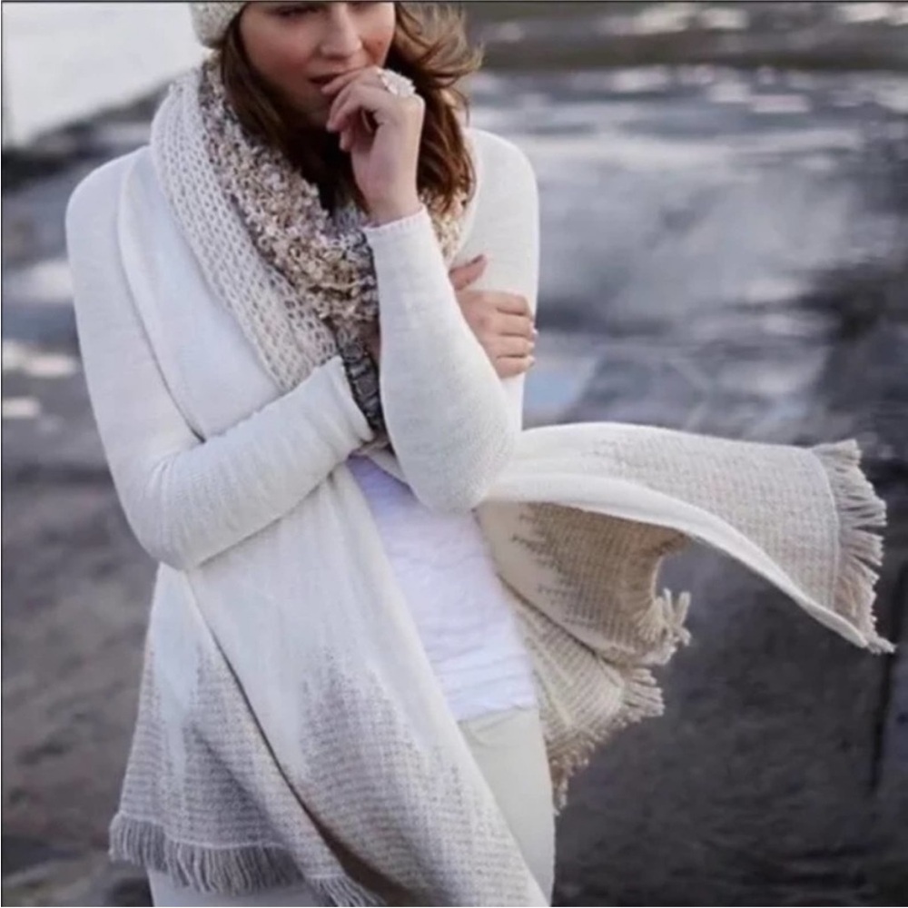 Anthroplogie Moth Nevis Fringe Cardigan
